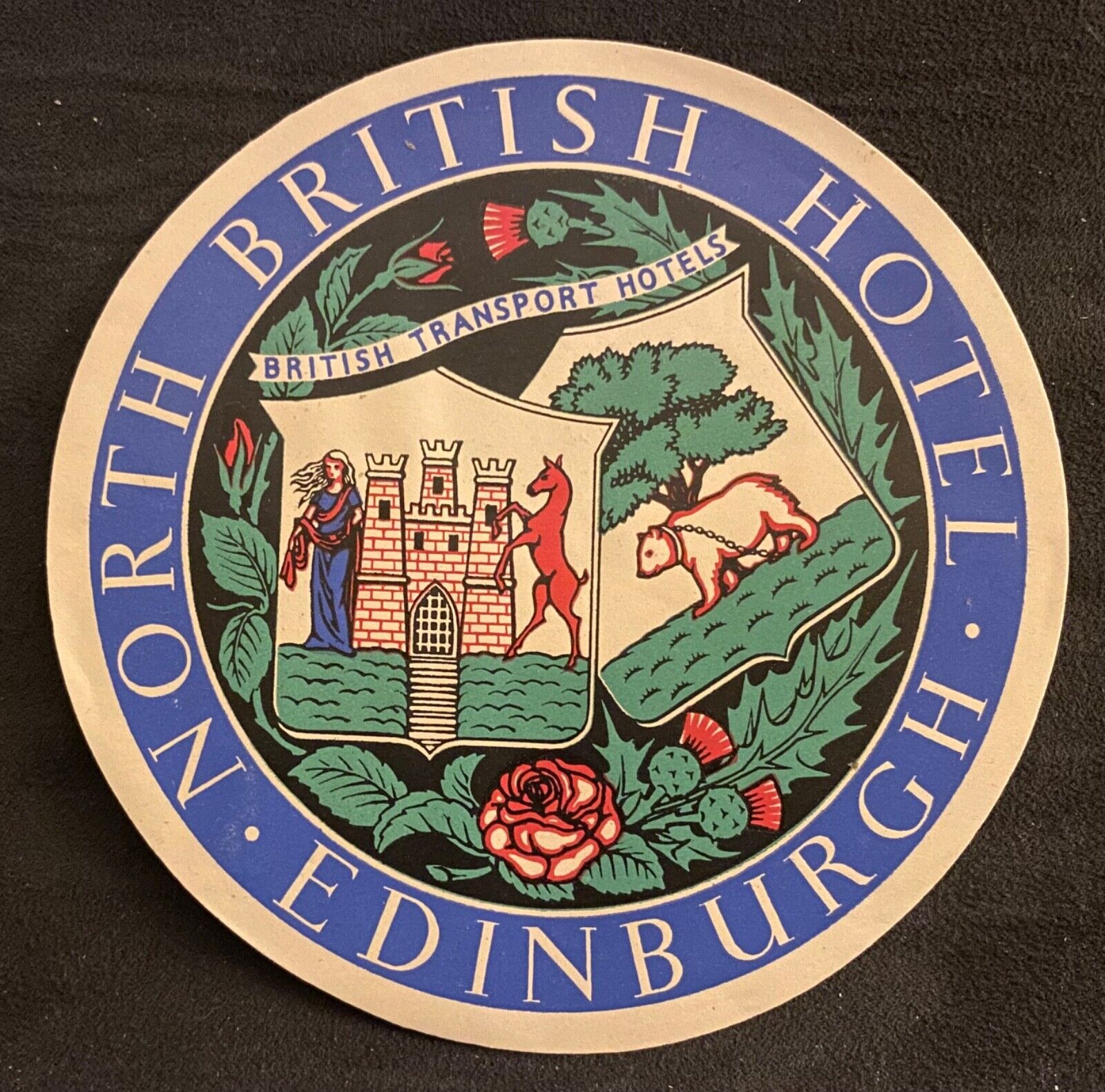 EDINBURGH SCOTLAND NORTH BRITISH HOTEL LUGGAGE LABEL ~ Castle Bear Thistles