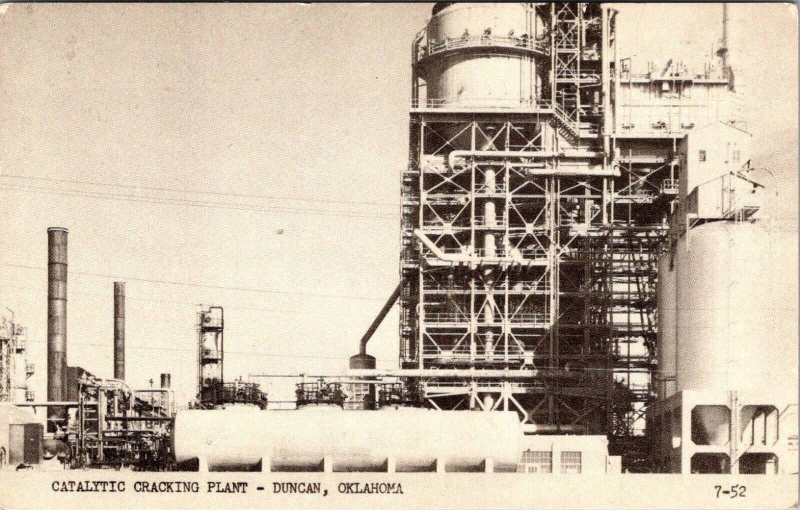 Duncan, OK Oklahoma Catalytic Cracking Plant Vintage B&W Chrome Postcard G690