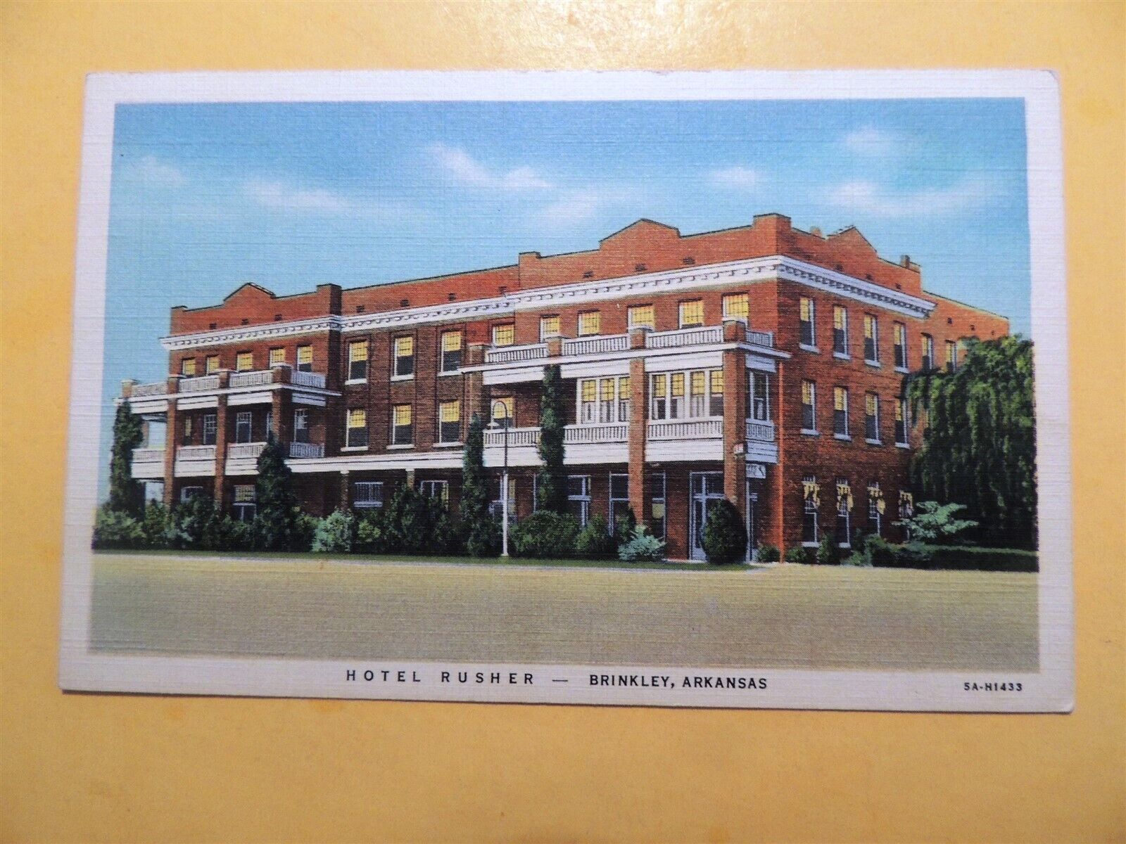 Hotel Rusher Brinkley Arkansas vintage linen postcard 