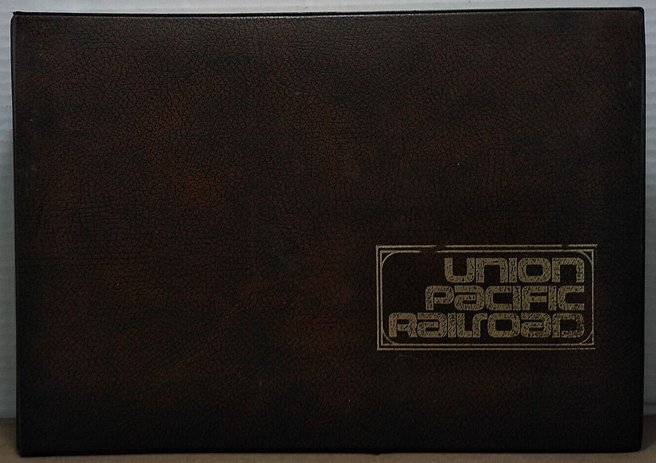 UNION PACIFIC RAILROAD - Annotated & Illustrated Guide - 1975 - Vintage Binder