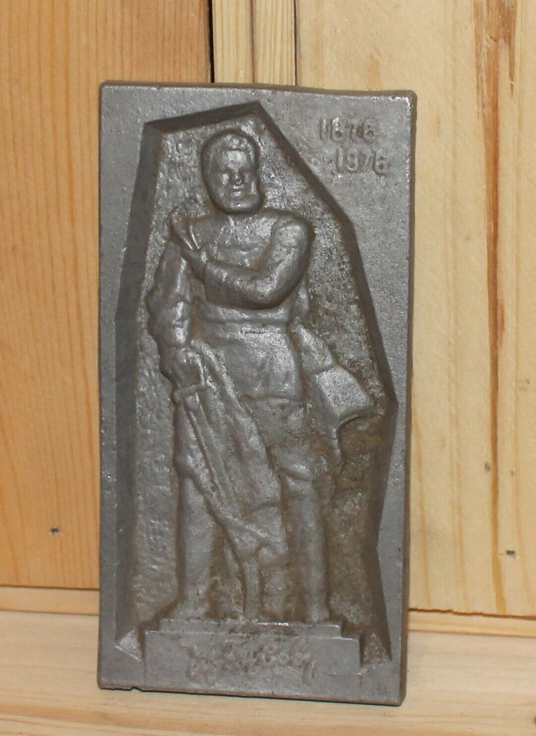 Vintage Bulgaria souvenir metal plaque figurine Hristo Botev