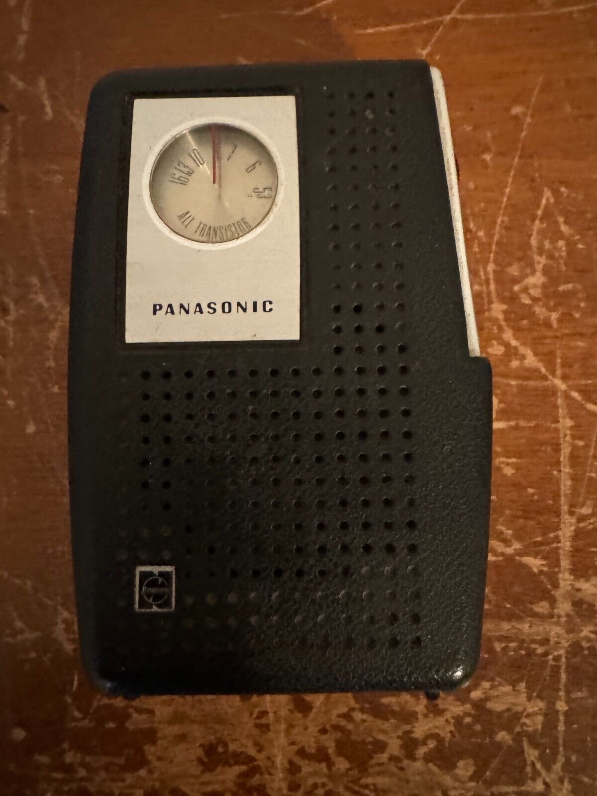 Vintage Panasonic R-1077 AM Transistor Radio Made In Japan (Untested)