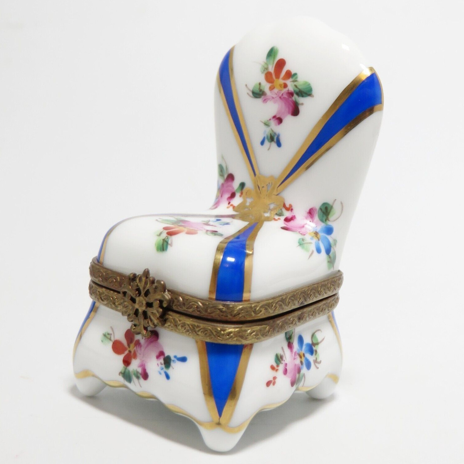 Limoges France Dubarry Porcelain Chair trinket box pill box Limoges La Seynie