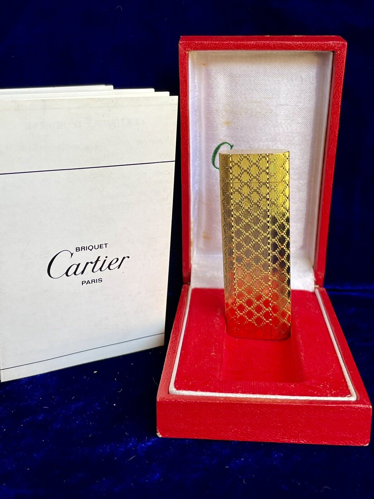 Cartier Lighter Oval Gold Vintage Mint Condition Working 1 Year Warranty Box