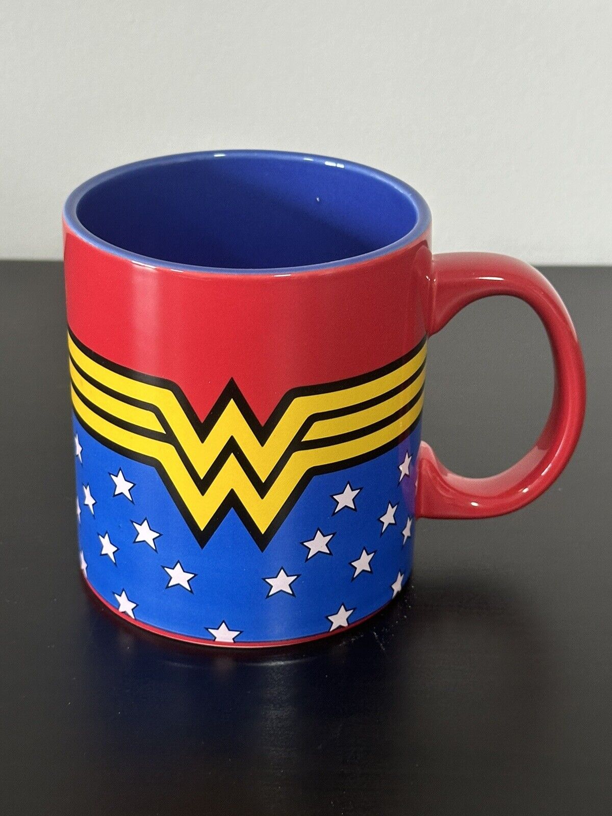 DC Comics Wonder Woman 20oz Ceramic Coffee Tea Mug Microwave/Dishwasher Safe