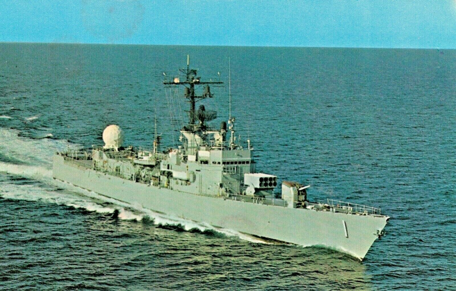 Vintage Postcard  MILITARY SHIPS  USS GLOVER AGDE-1   UNPOSTED CHROME