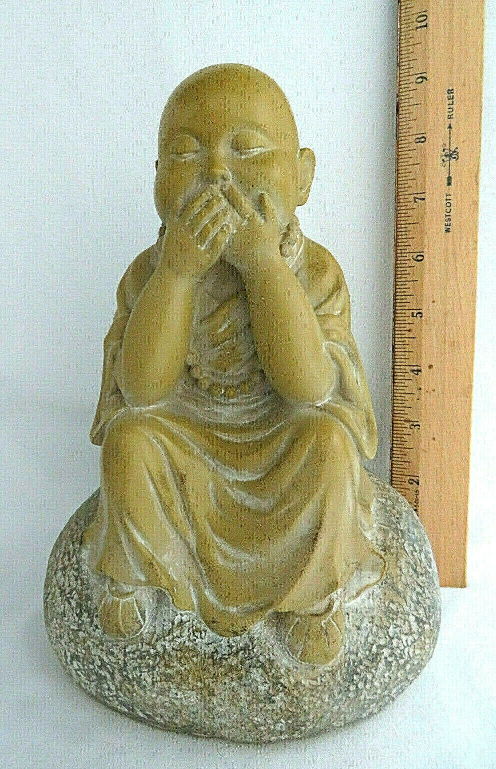 Vintage Resin Monk Statue / Figurine 8\