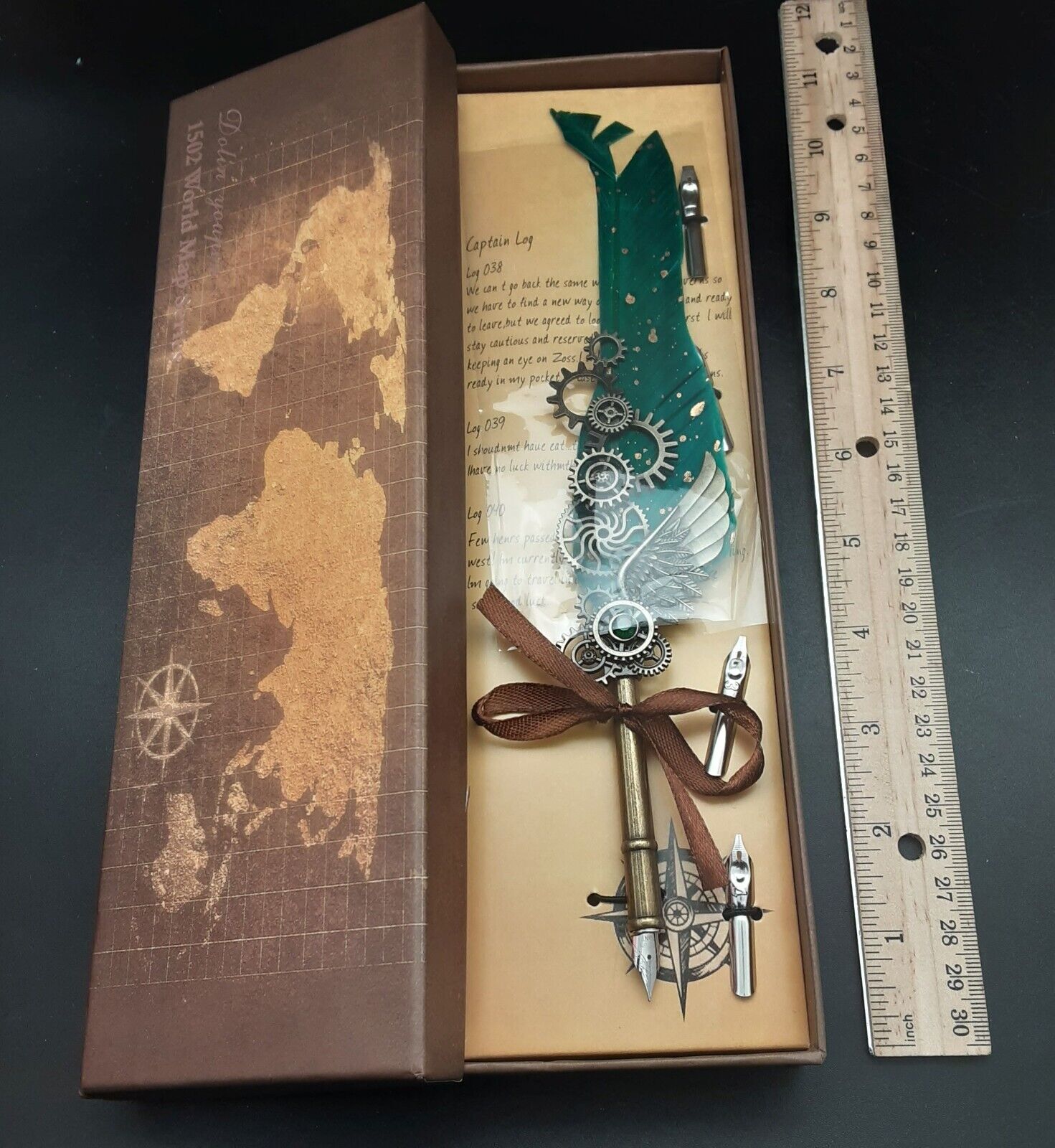 New, Green Vintage Style 1502 World Map Series Calligraphy Feather Pen Set