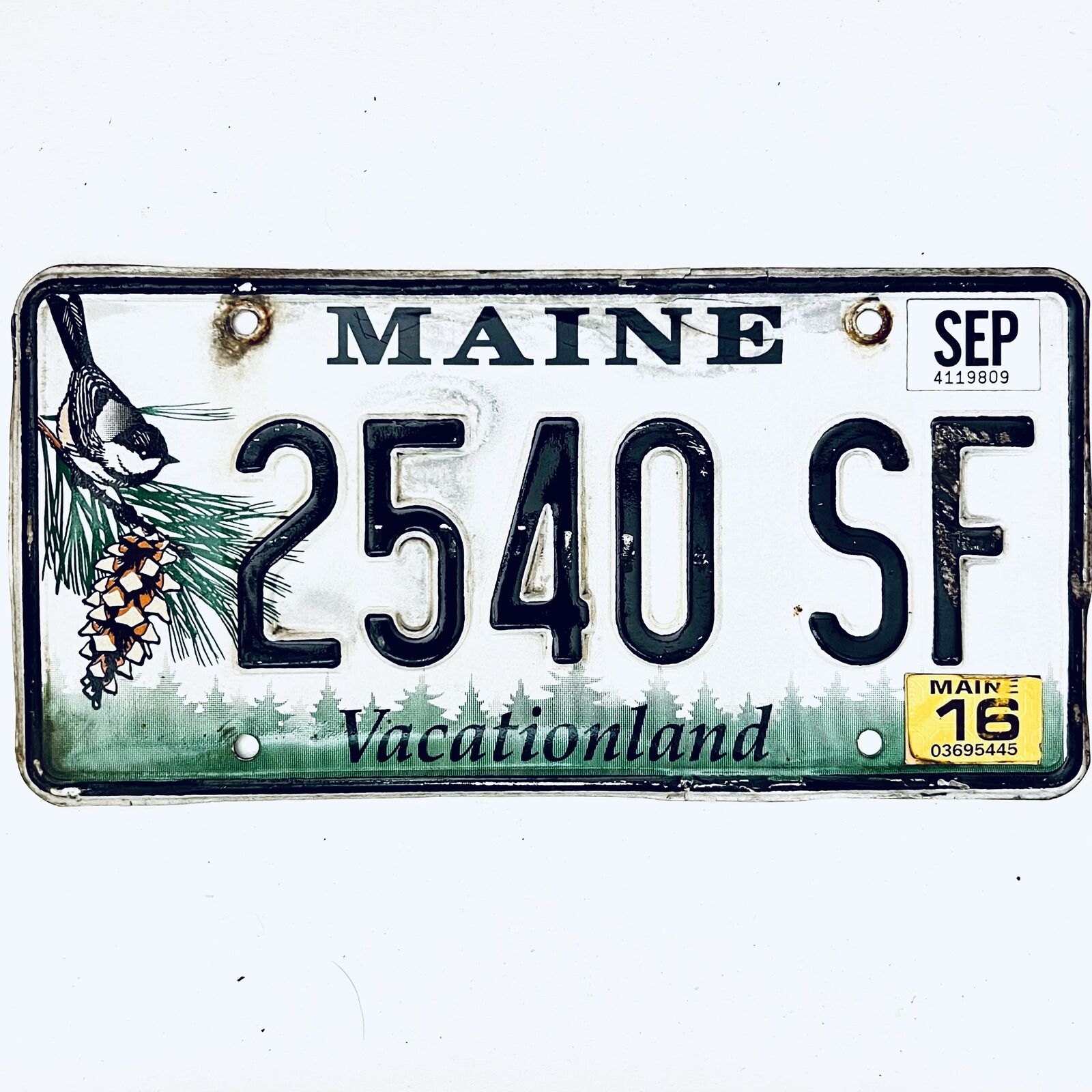2016 United States Maine Vacationland Passsenger License Plate 2540 SF