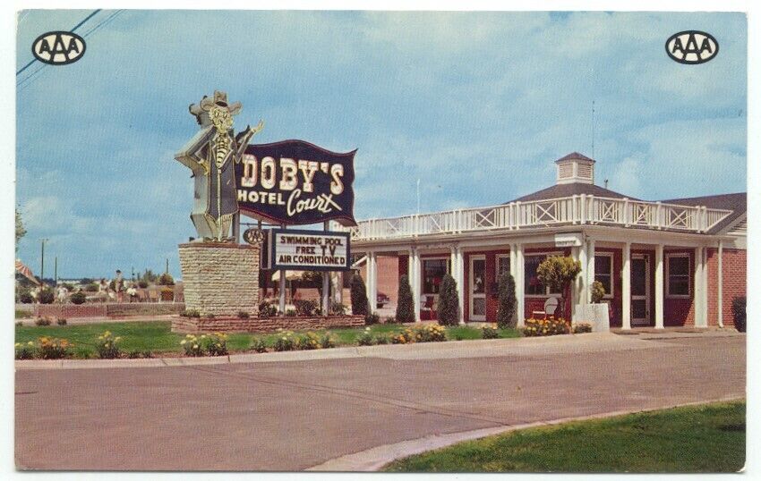 Montgomery AL Doby\'s Hotel Court Vintage Postcard Alabama