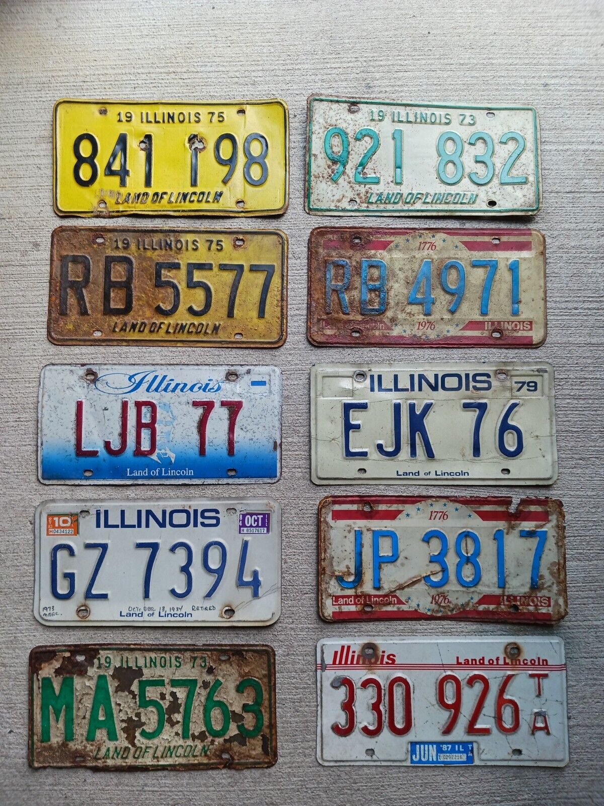 1973 & Years Up Illinois Lot of 10 Roadkill License Plates Scratch Dent Bent