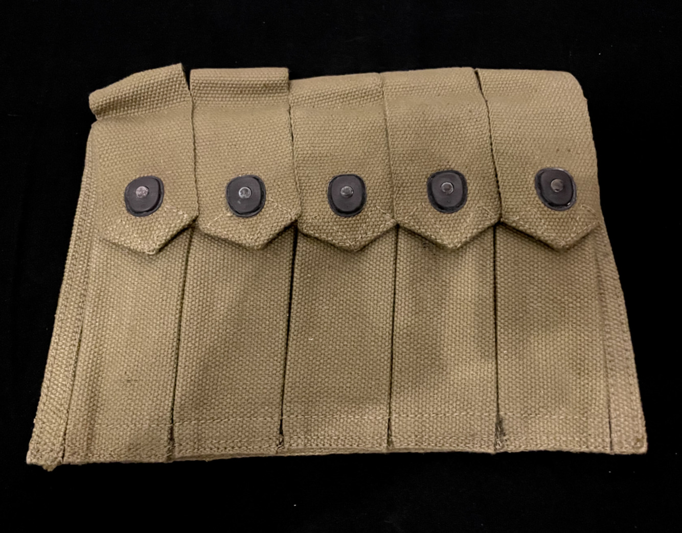 Original WWII US Thompson SMG 5 Cell Magazine Pouch NOS