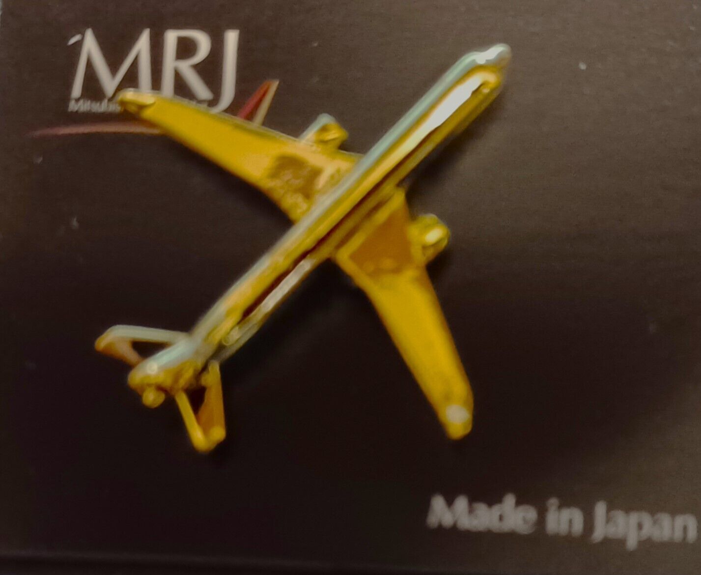MRJ Regional Jet Airplane Manufacturer Mitsubishi Lapel Pin on card