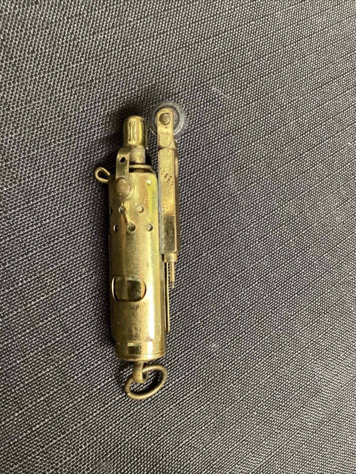 Vintage WWII Unbranded Trench Brass Lighter Replica