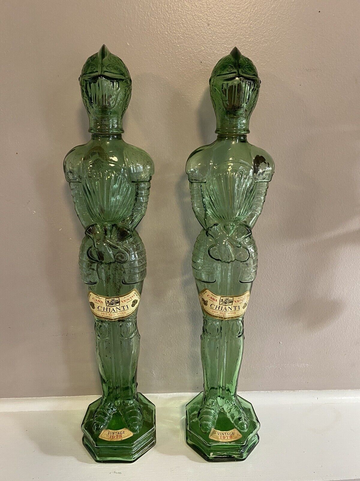 Vintage Casa Vento Chianti Green Glass Soldier- Wine Decanters-1978 RARE