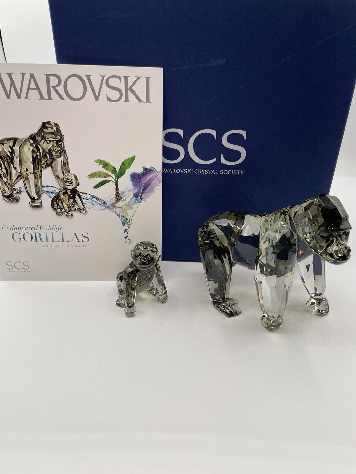 Swarovski SCS 2009 Endangered Wildlife Gorillas Mother Cub Crystal box 952504