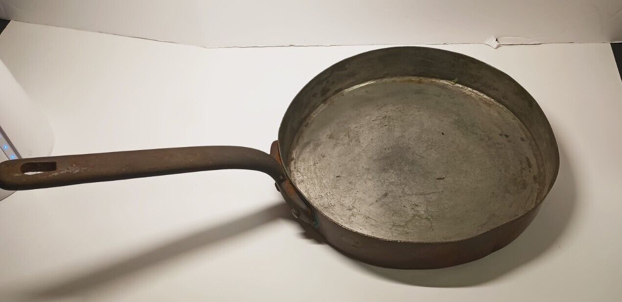 Rare Large Antique Copper Frying Pan with Cast Iron Handle Tinned Lining London