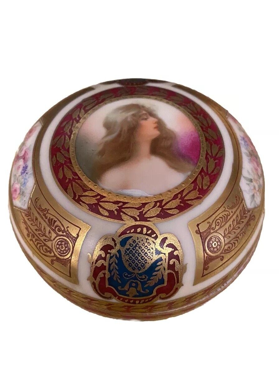 Royal Vienna Style Porcelain Portrait Dresser Box