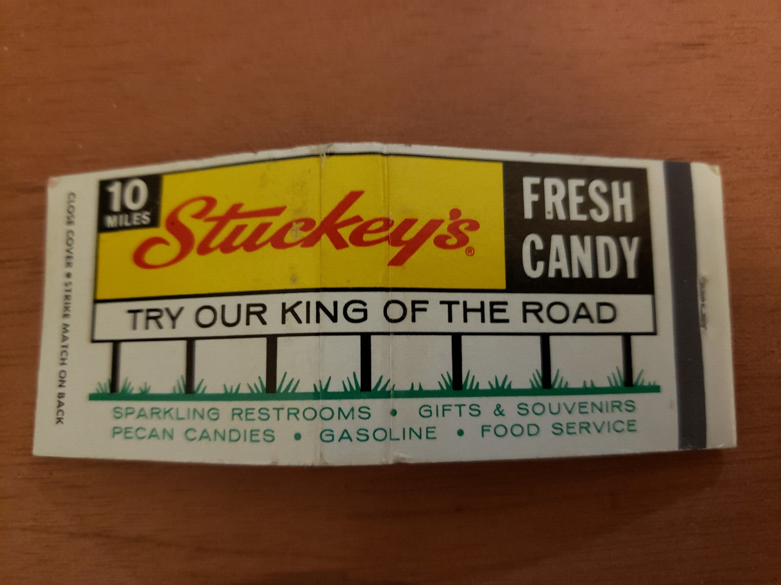 Stuckey\'s Fresh Candy, Gifts, and Gasoline Vintage Matchbook Unstruck