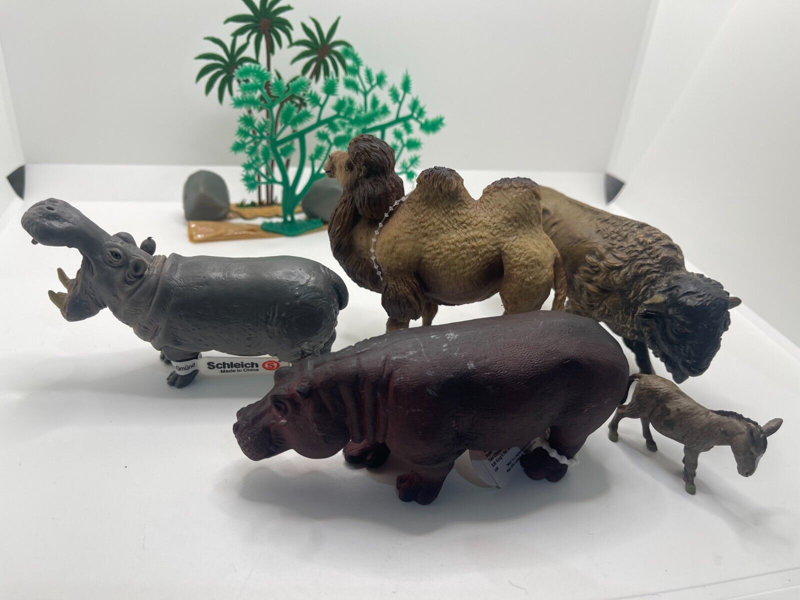 Vintage Schleich CollectA Britains mixed Animal Figures, Camel, Bison, Donkey s3
