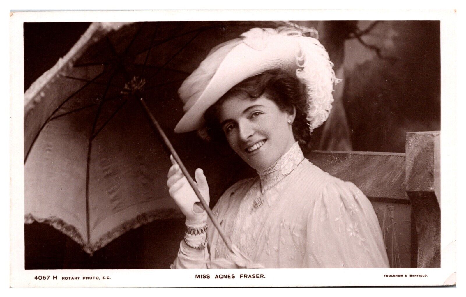 Antique Miss Agnes Fraser (1876-1968, Scottish Actress/Soprano Postcard