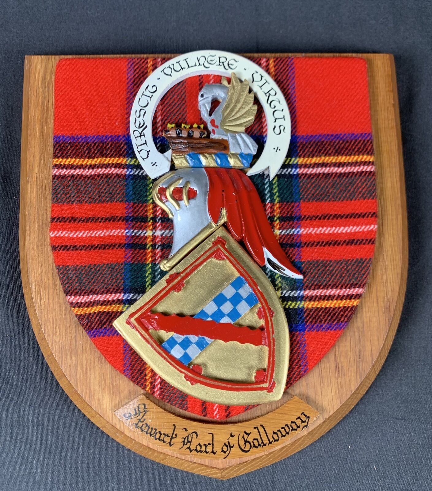 ✨Vintage Scottish Crest HERALDIC STEWART EARL OF GALLOWAY Plaque✨