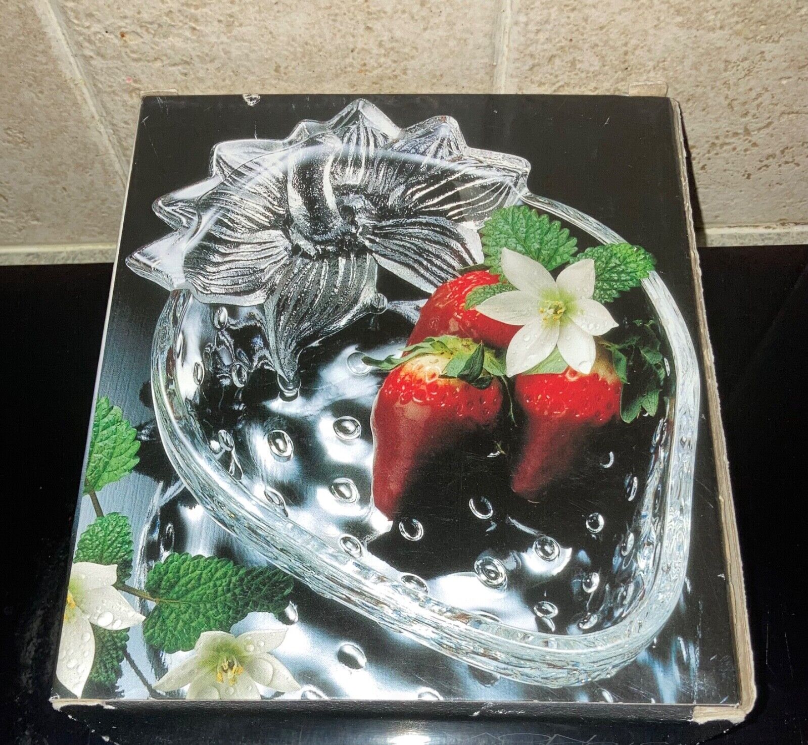 Vintage Studio Nova Mikasa Strawberry Delight 5 1/2” Candy Bowl in box