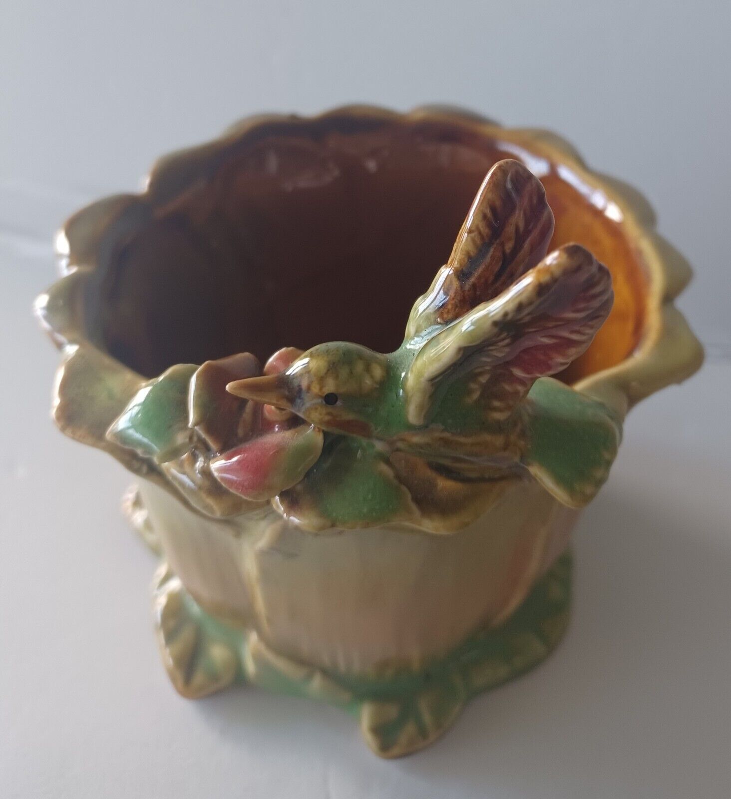 Vintage Majolica Hummingbird Cabbage Leaf Ceramic Planter 
