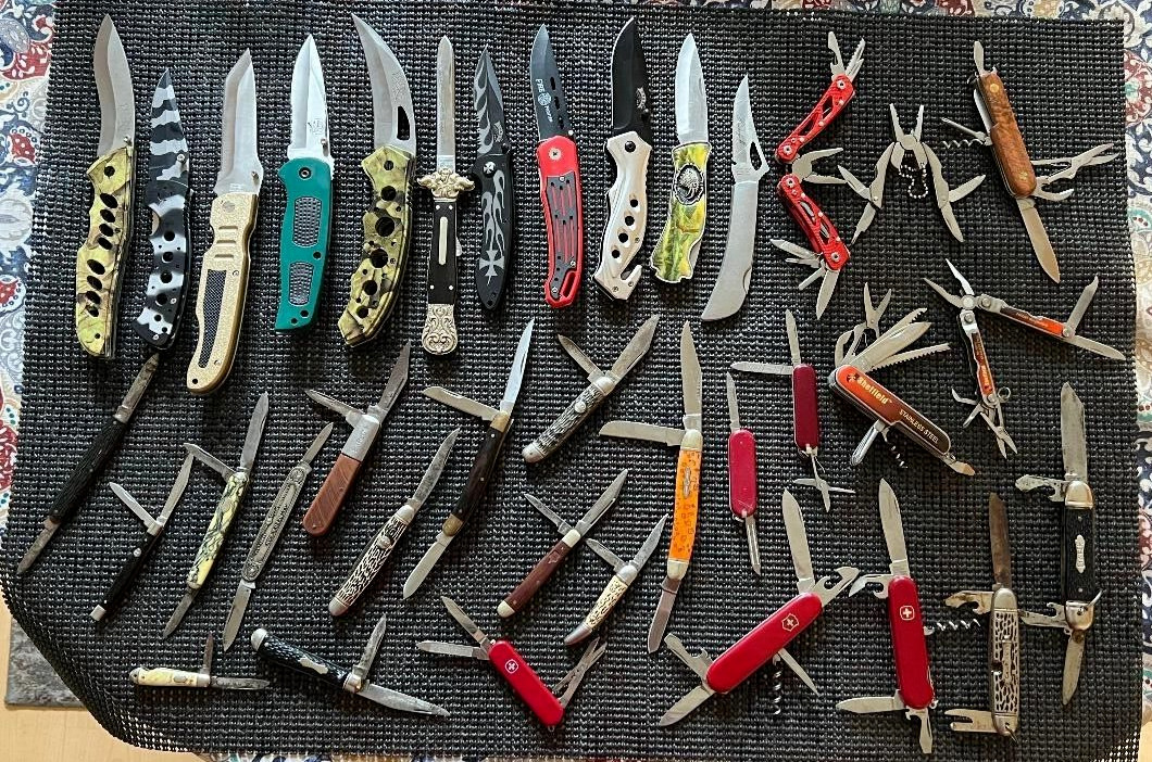 Knife Lot of 36  Pocket Knives,  Folding Knives, Multi Tools Vintage and Modern