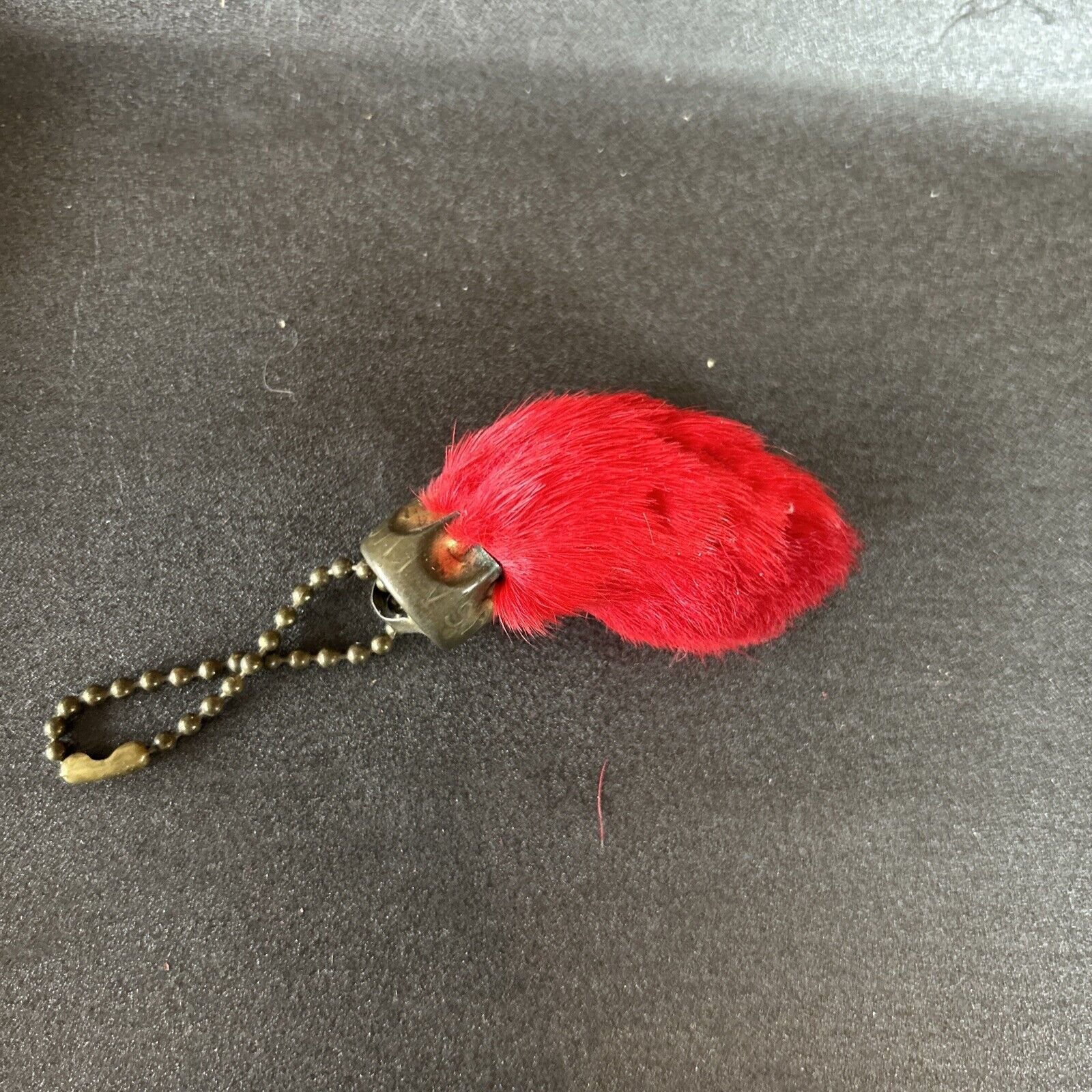 Vintage Red Rabbits Foot Keychain Lucky Good Luck Charm Keytag Amulet Gift 