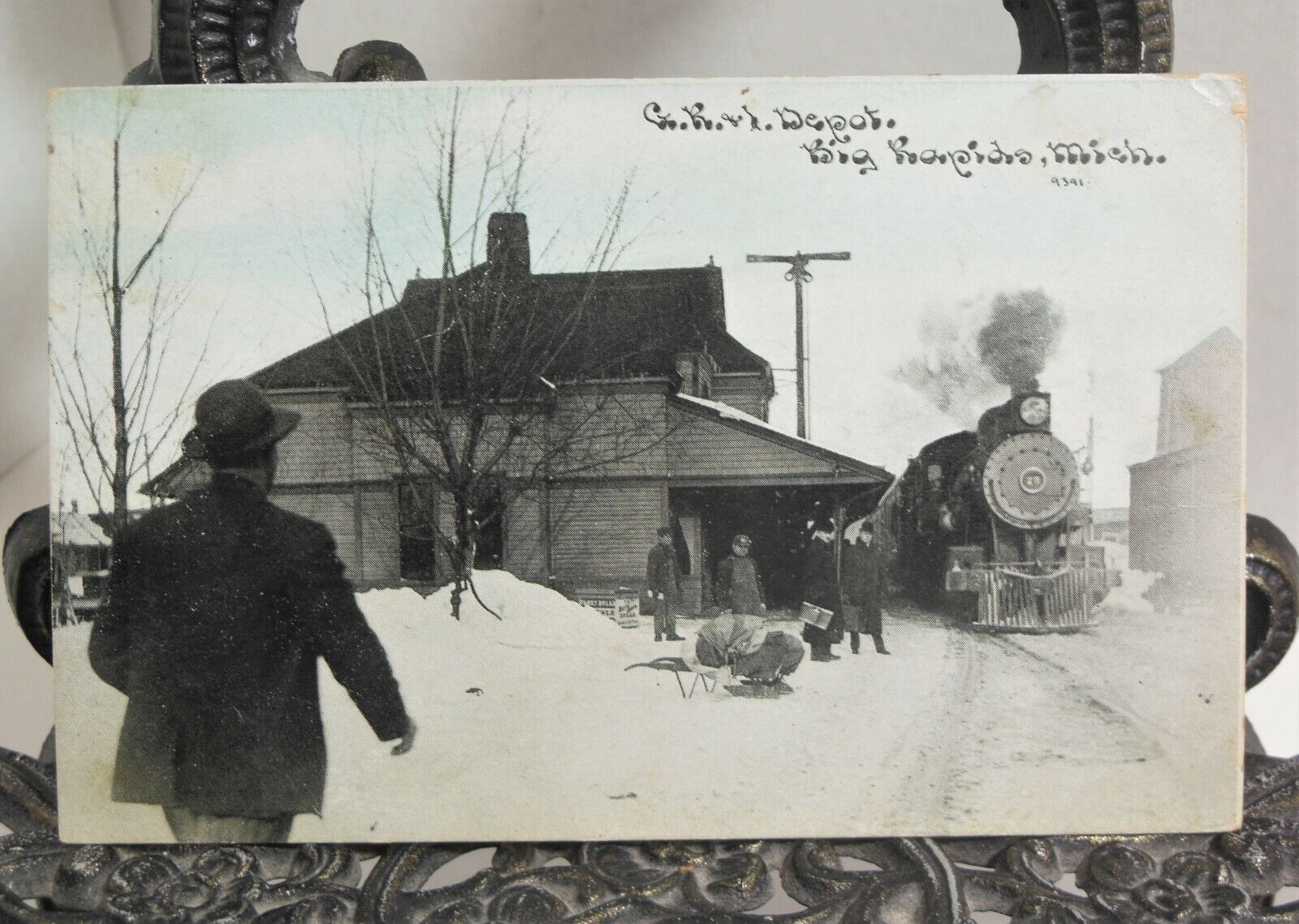 1911 Big Rapids Michigan G. R. & I. Train Depot Railroad Picture Postcard Litho