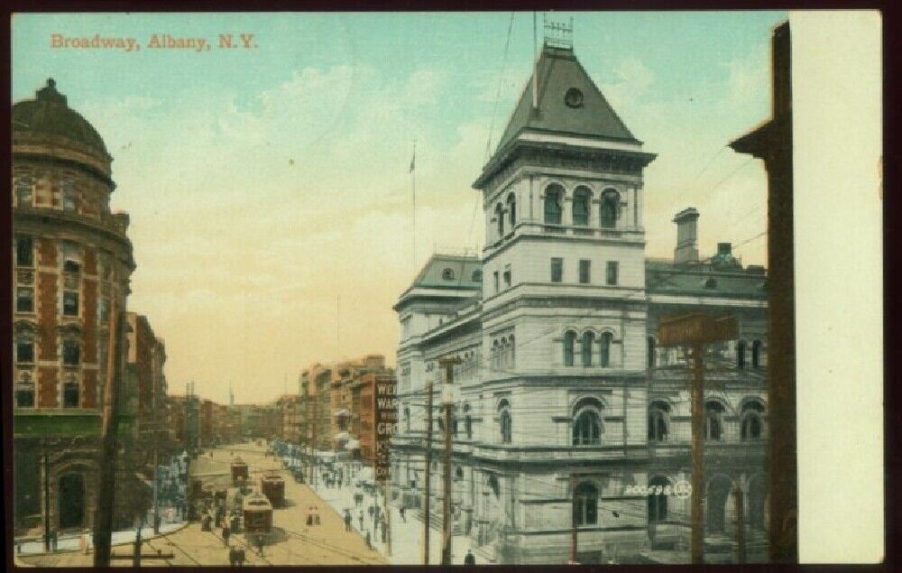 ALBANY NY  VIEW OF BROADWAY VINTAGE POSTCARD 1909 102520 P