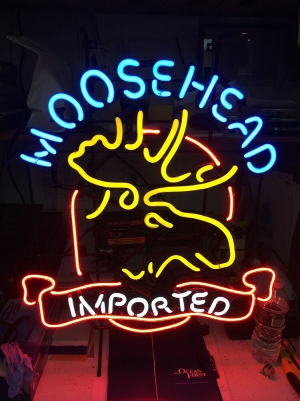 New Moosehead Imported Neon Light Sign 24\