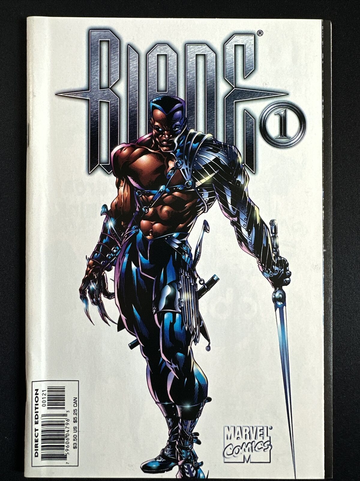 Blade The Vampire Hunter #1 White Variant Marvel Comics 1st Print 1999 VF *A4