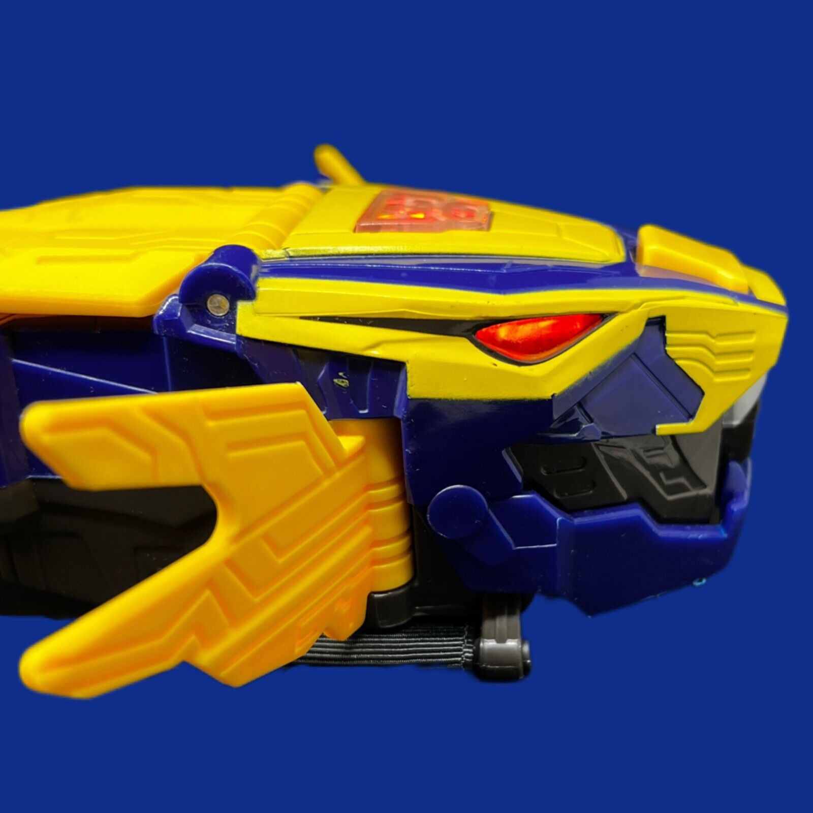 Hasbro Power Rangers Blue Beast X Wrist Morpher with Lights Sounds