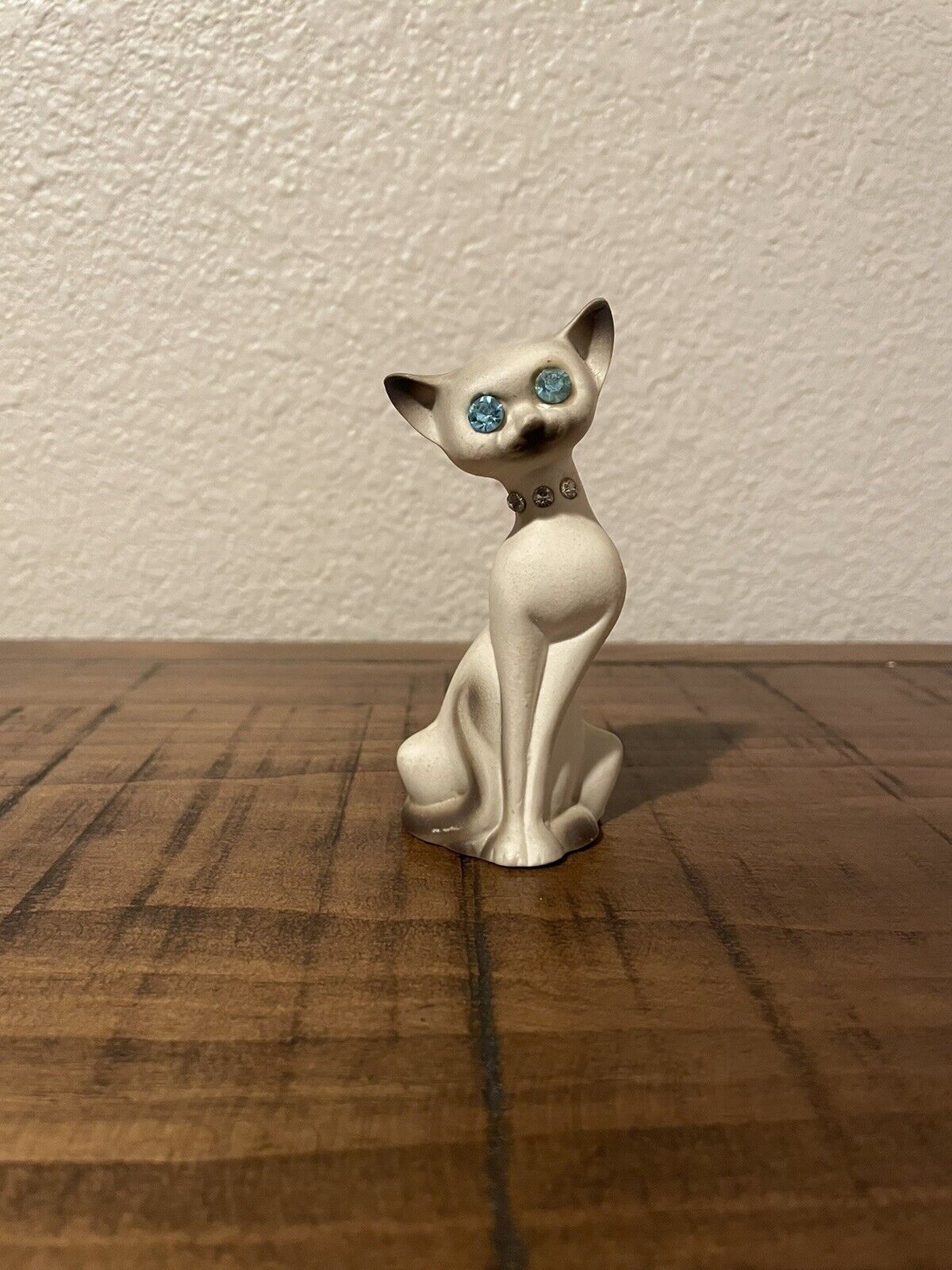 Vintage Porcelain Siamese Cat Figurine 1950’s Japan Rhinestone Eyes