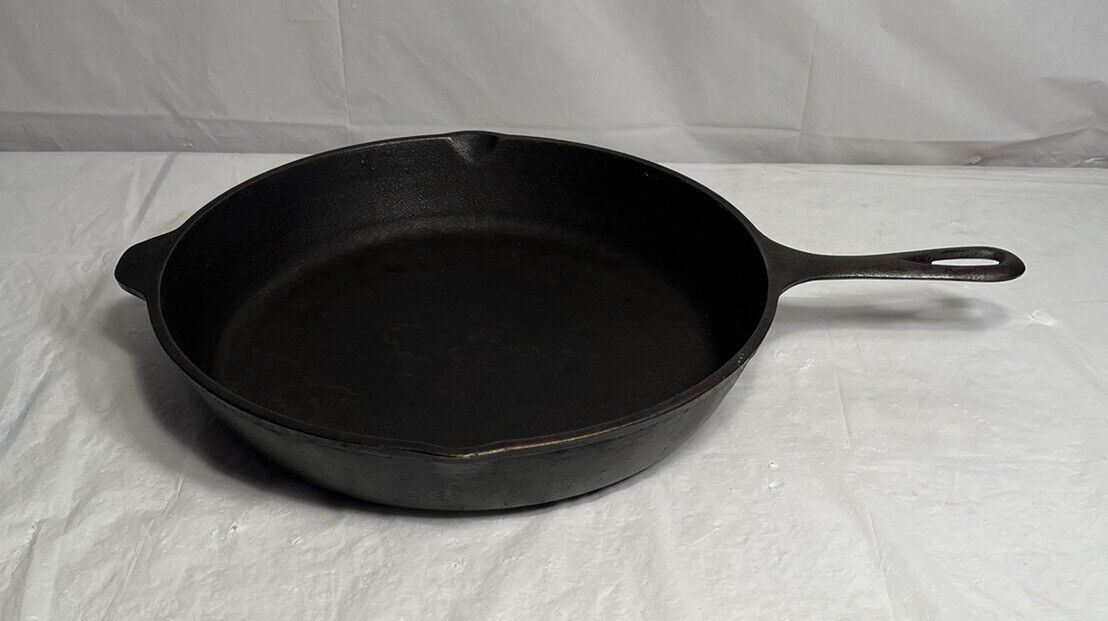 Vintage LODGE 3 Notch #12 Cast Iron Skillet 13 Inch Large Cook Ware Unmarked