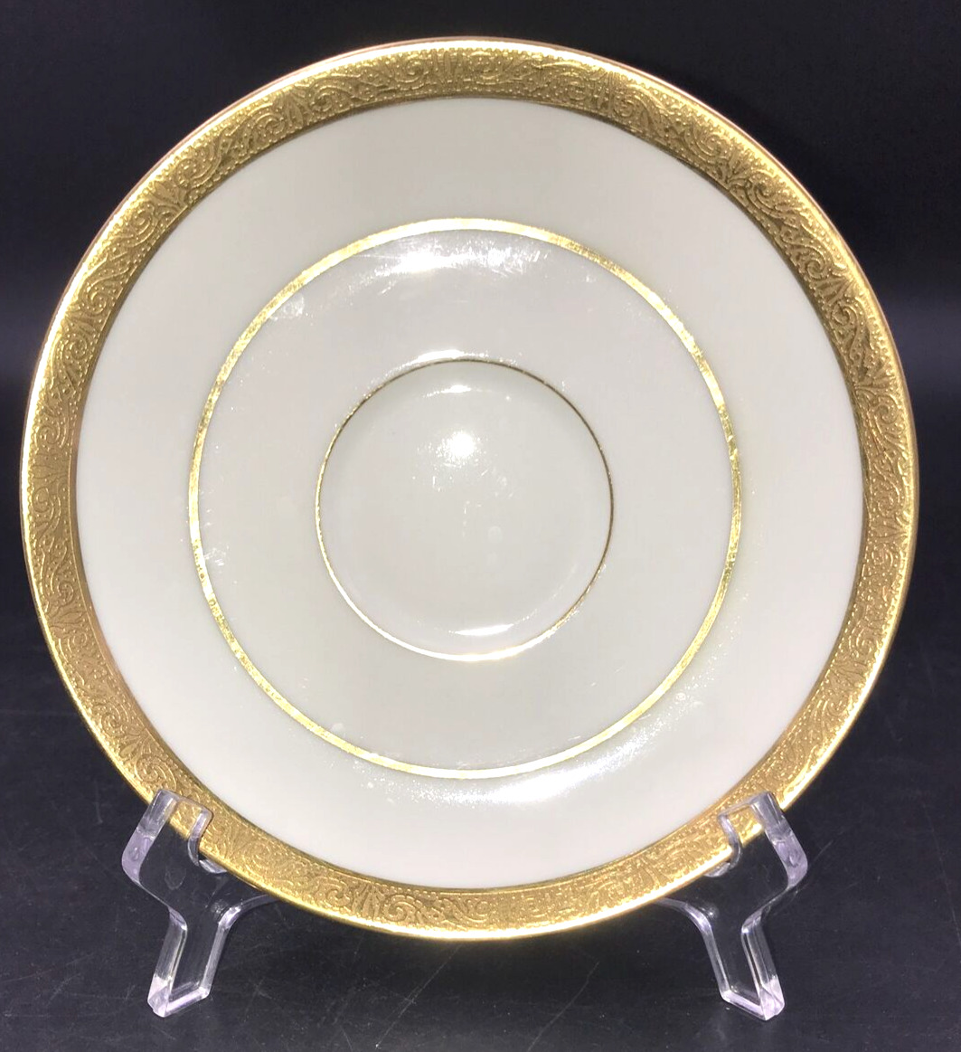 Theodore Haviland Limoges France Embossed Design Gold Rim Saucer Plate 5.75\
