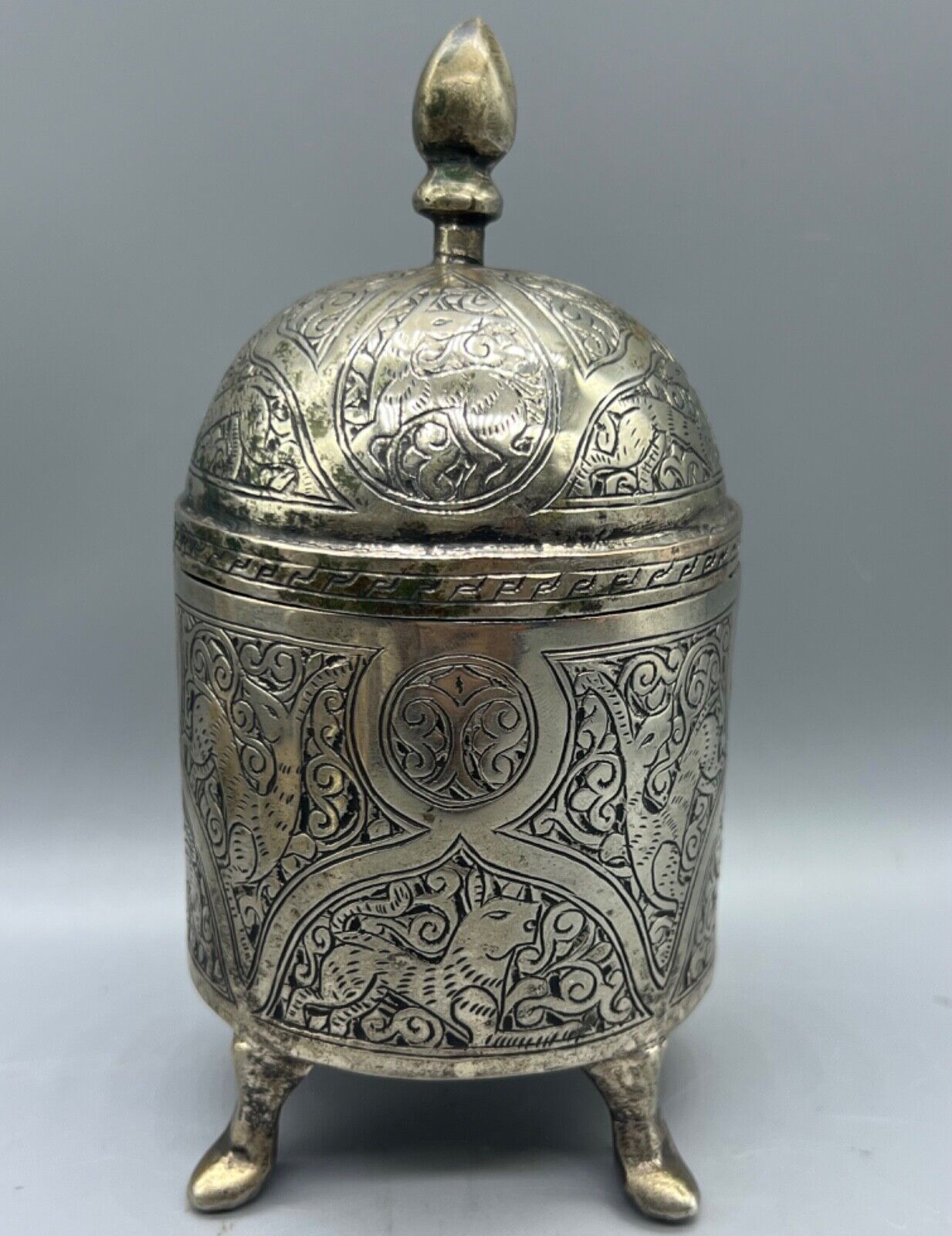 Very Beautiful Vintage Old Central Asian Mixed Sliver Jewelry Box With Engraved