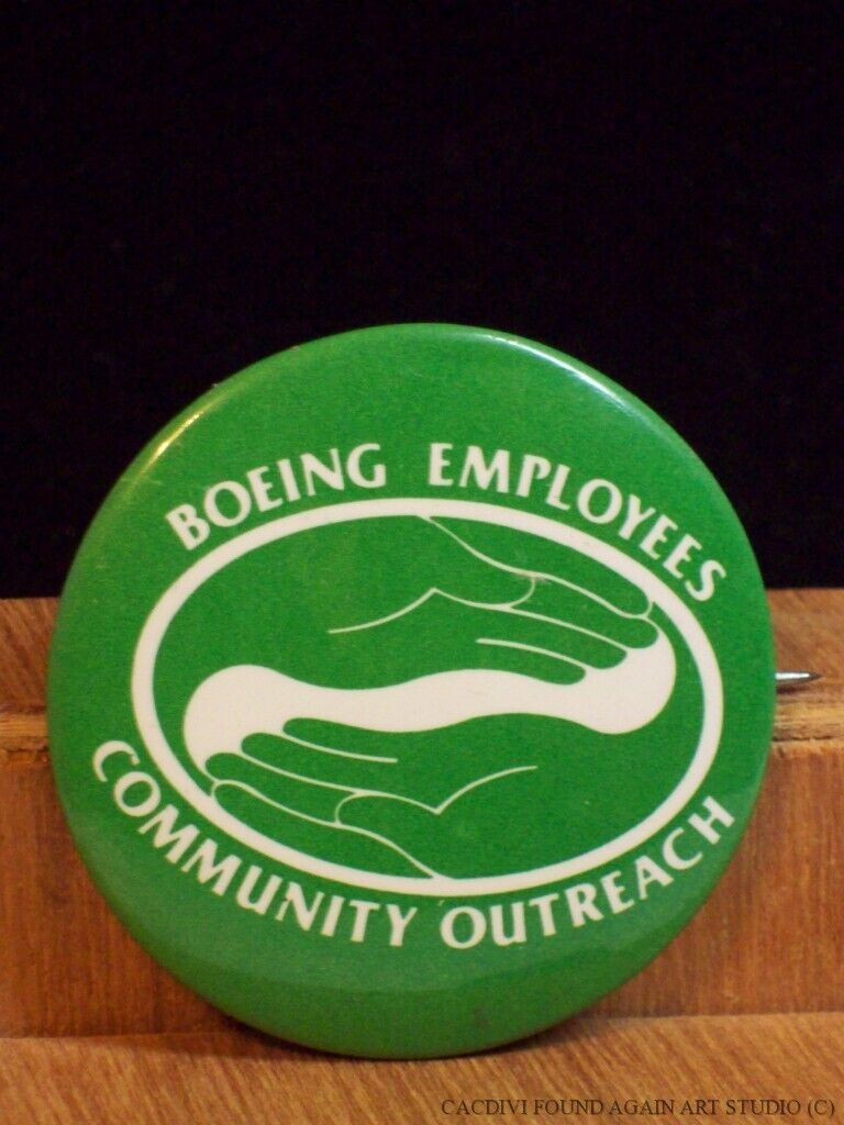 Boeing Aviation Button Vintage Employees Community Outreach Pin Airline Badge