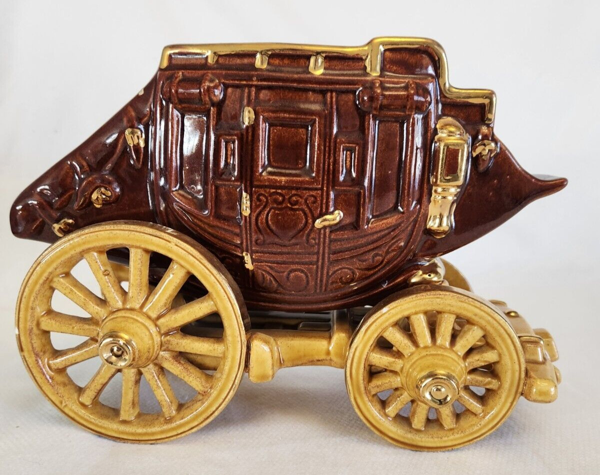 Vintage Ceramic Stagecoach Planter ~ Allen Shaw ~ approx 6.5\