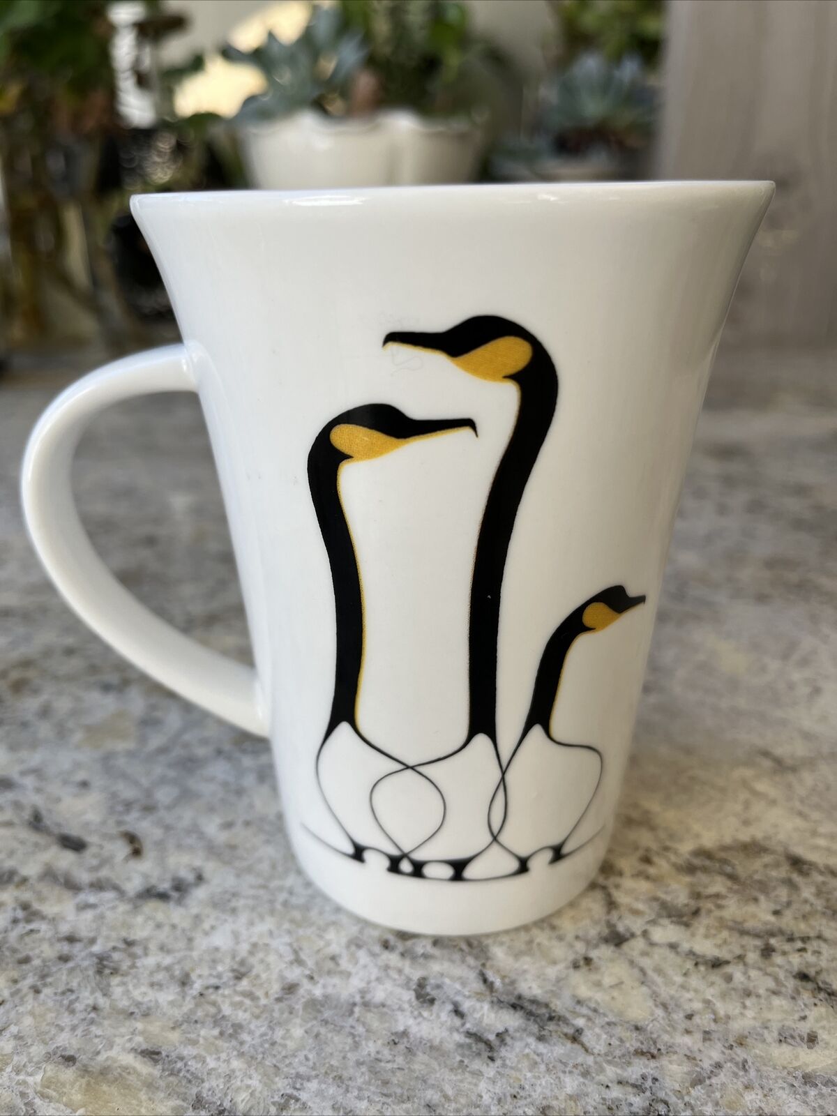 Ojibwa Artist Benjamin Chee Chee “Friends” Black Geese Porcelain Coffee Tea Mug