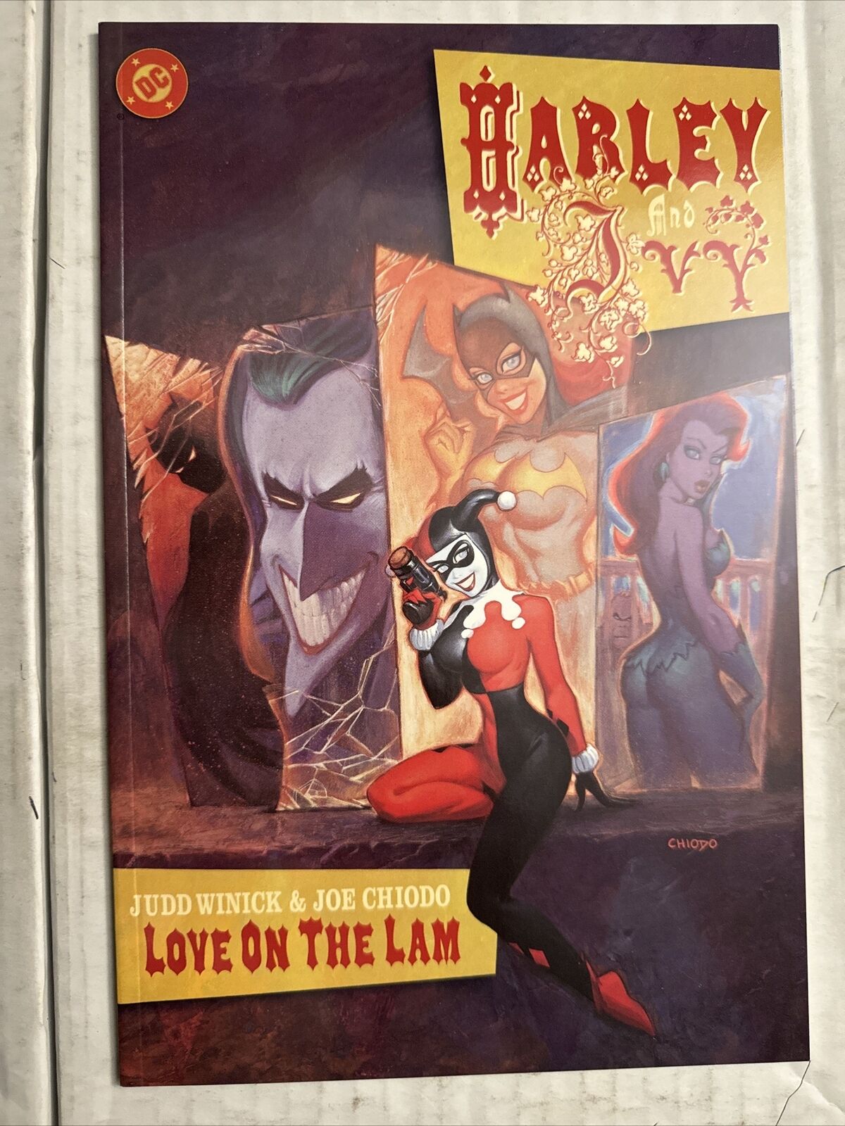 HARLEY & IVY LOVE ON THE LAM  NM+   DC Comics (2001) Harley Quinn Poison Ivy