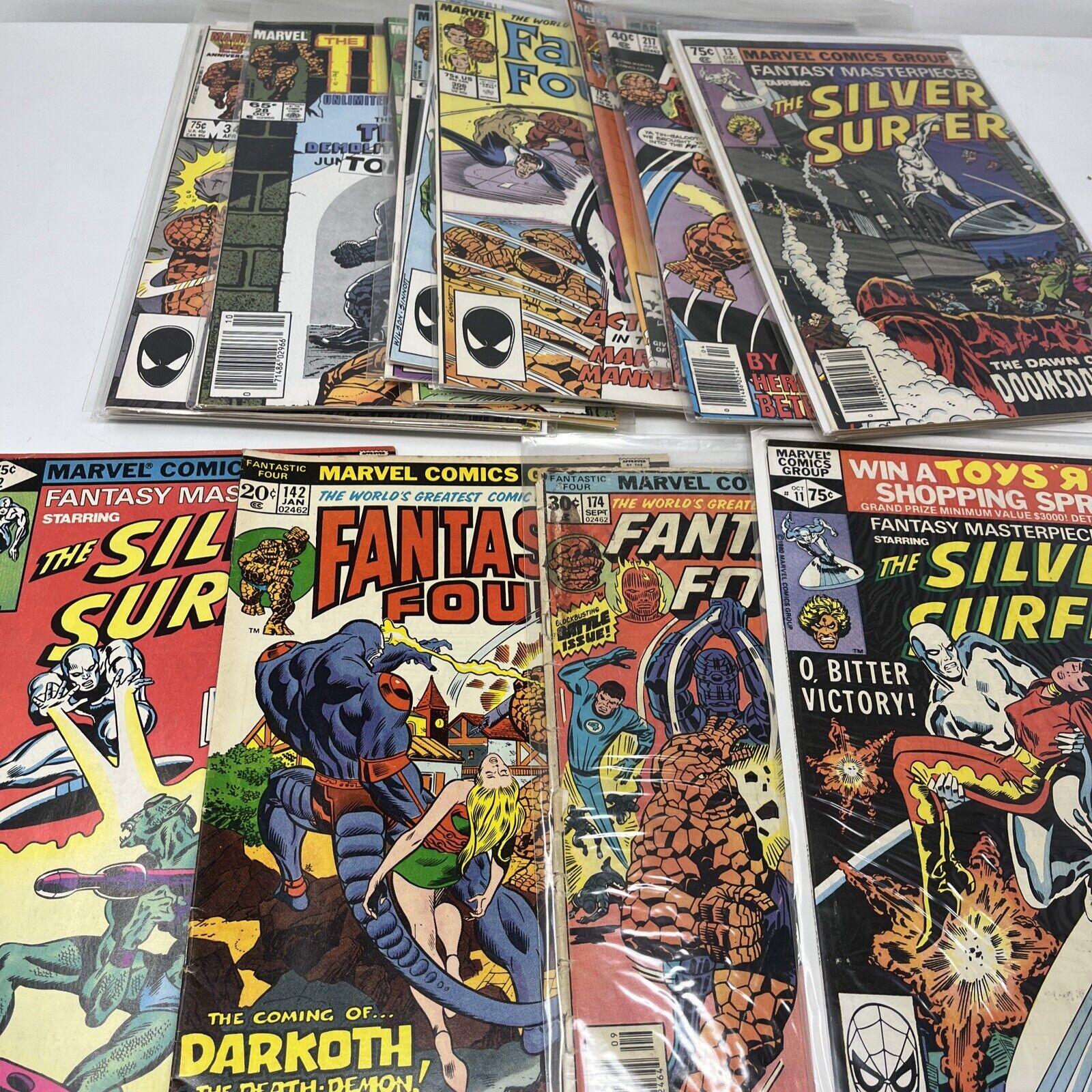 Lot 21 comics Fantastic Four 142, Fantasy Masterpieces 2 Marvel The Thing