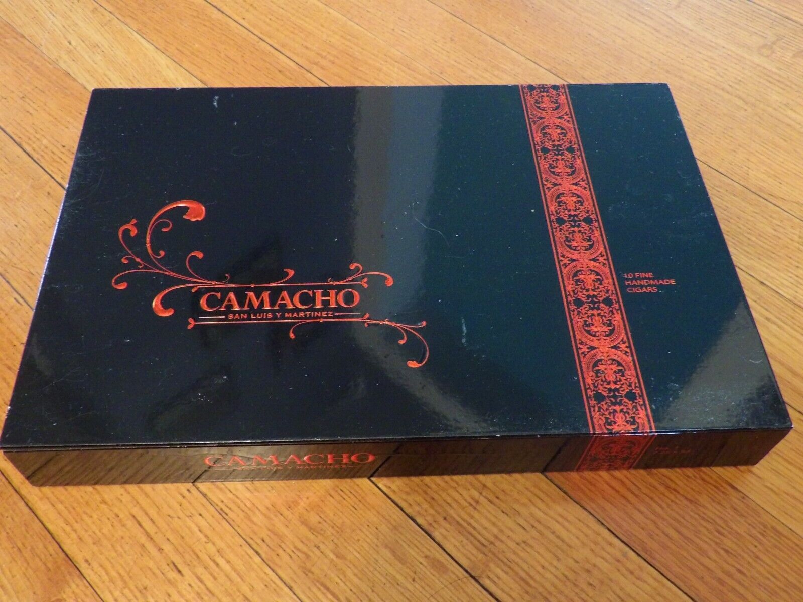 Large Beautiful Camacho Box 13 x 8 3/4 x 1 1/2 Very Nice Box