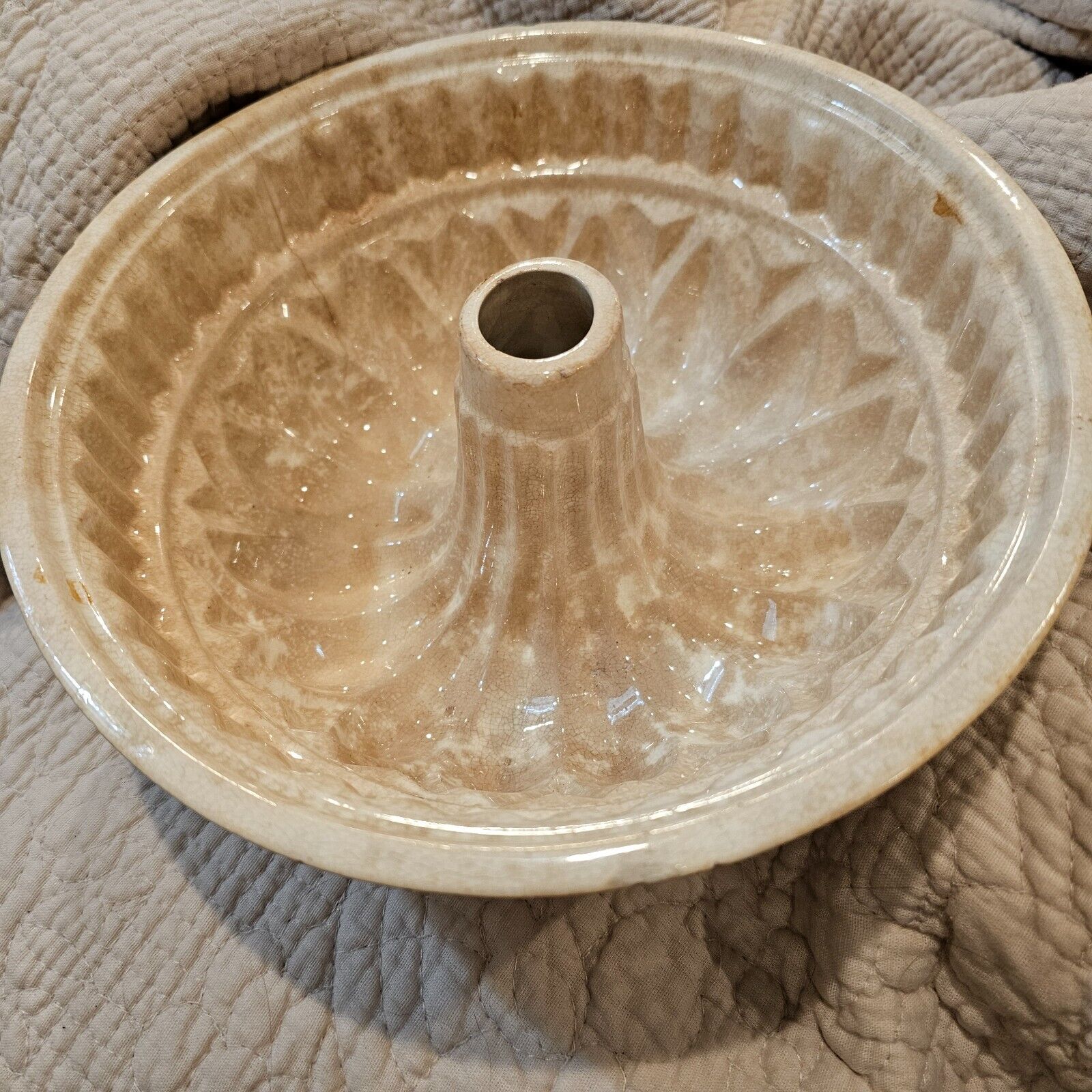 Ironstone ? stained and crazed bundt cake pan