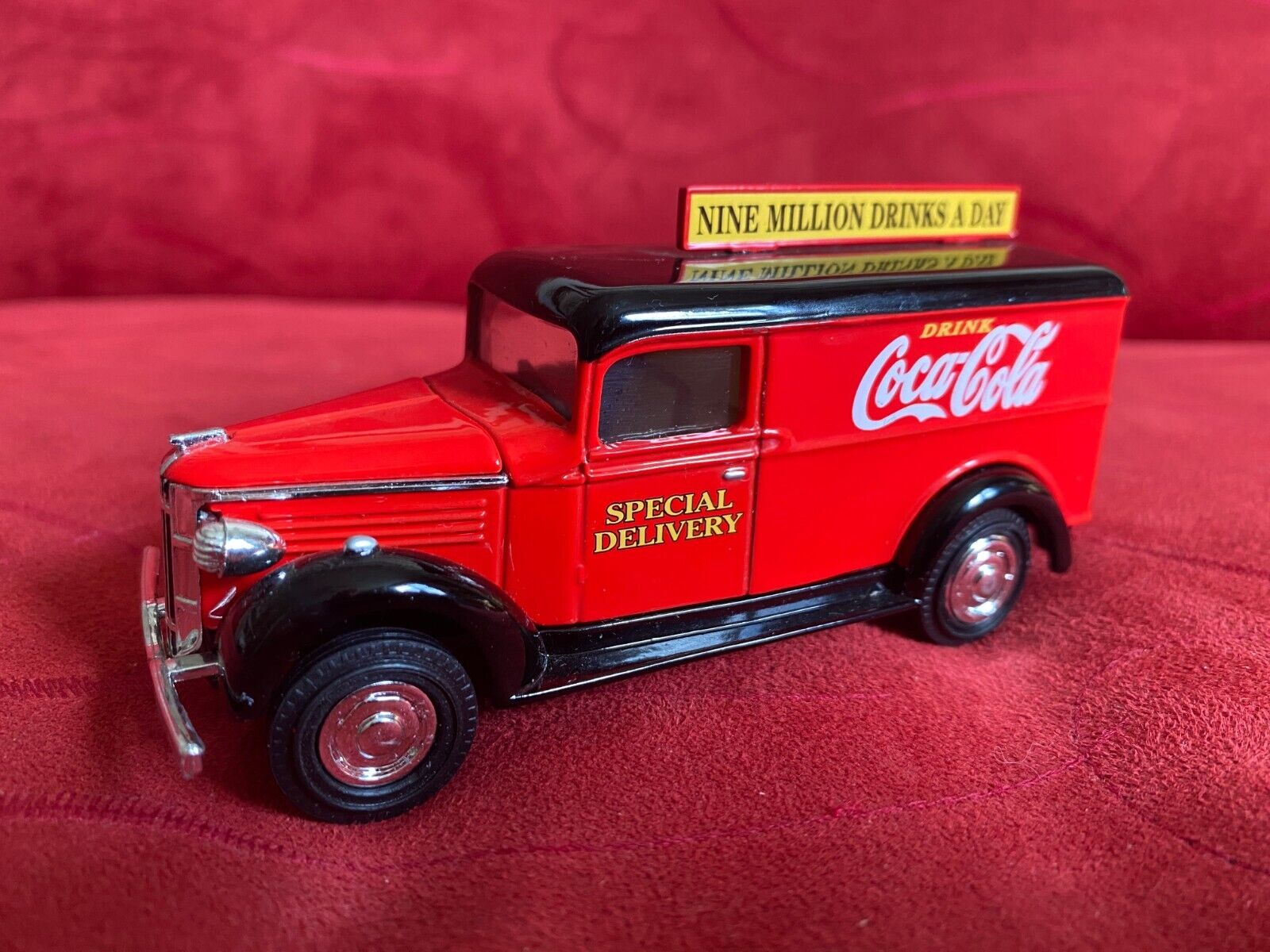 Coca-Cola 1988 MATTEL Models Of Yesteryear Die Cast Metal Delivery Panel Truck