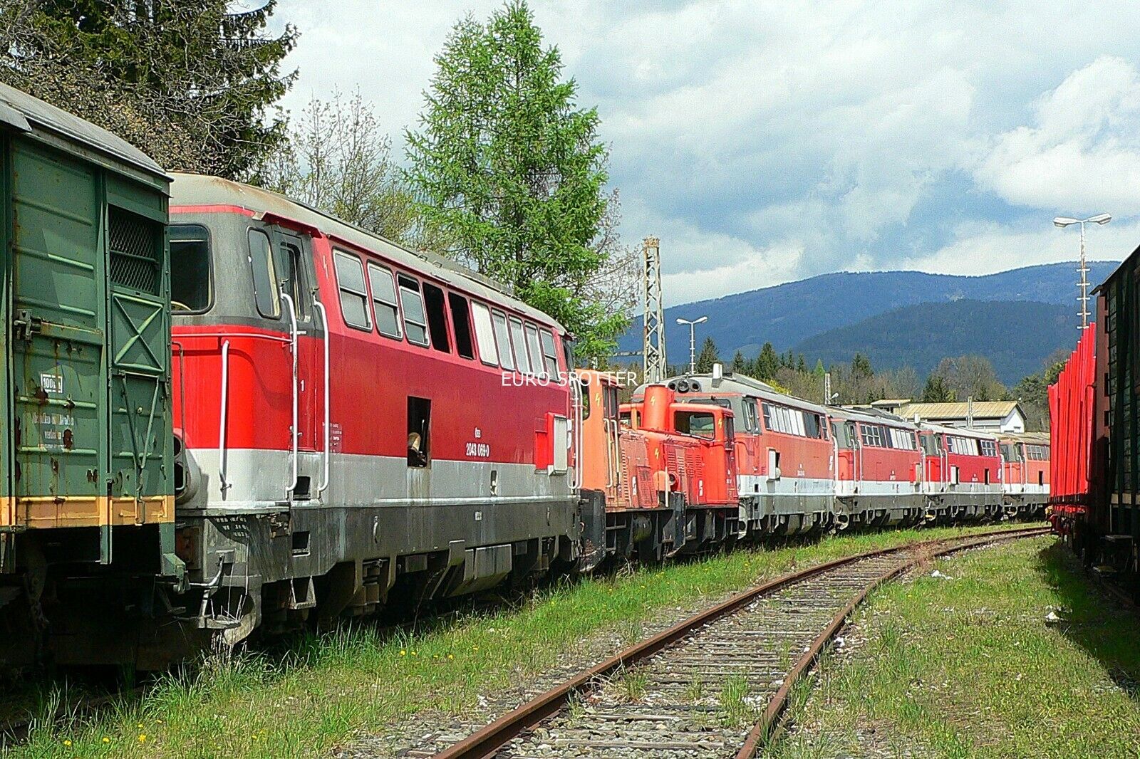 B19P 6x4 Glossy Photo OBB Class 2043 Line Up @ Villach Depot