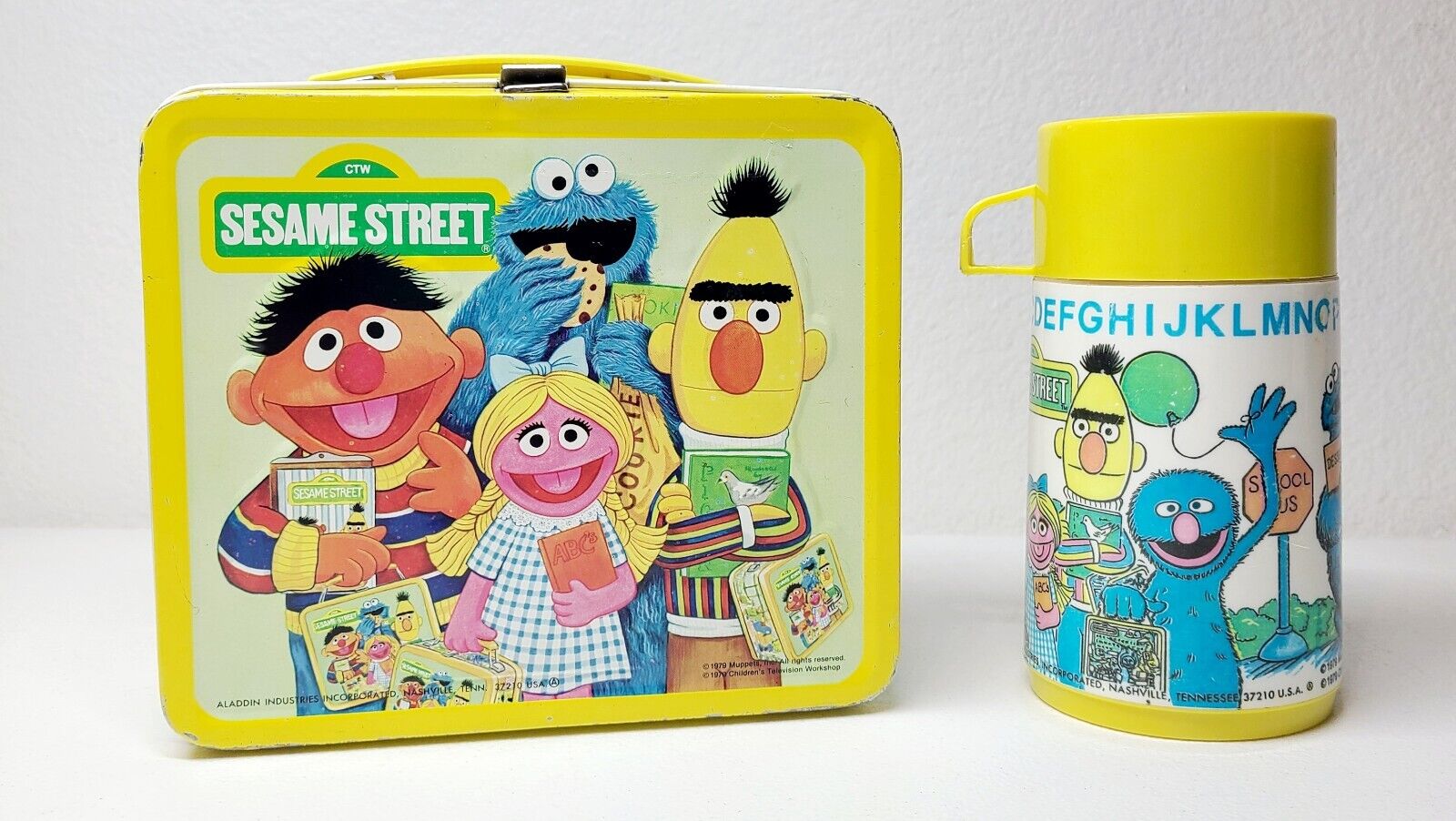 Vintage 1979 Sesame Street Muppets Metal Lunchbox with Thermos Aladdin 