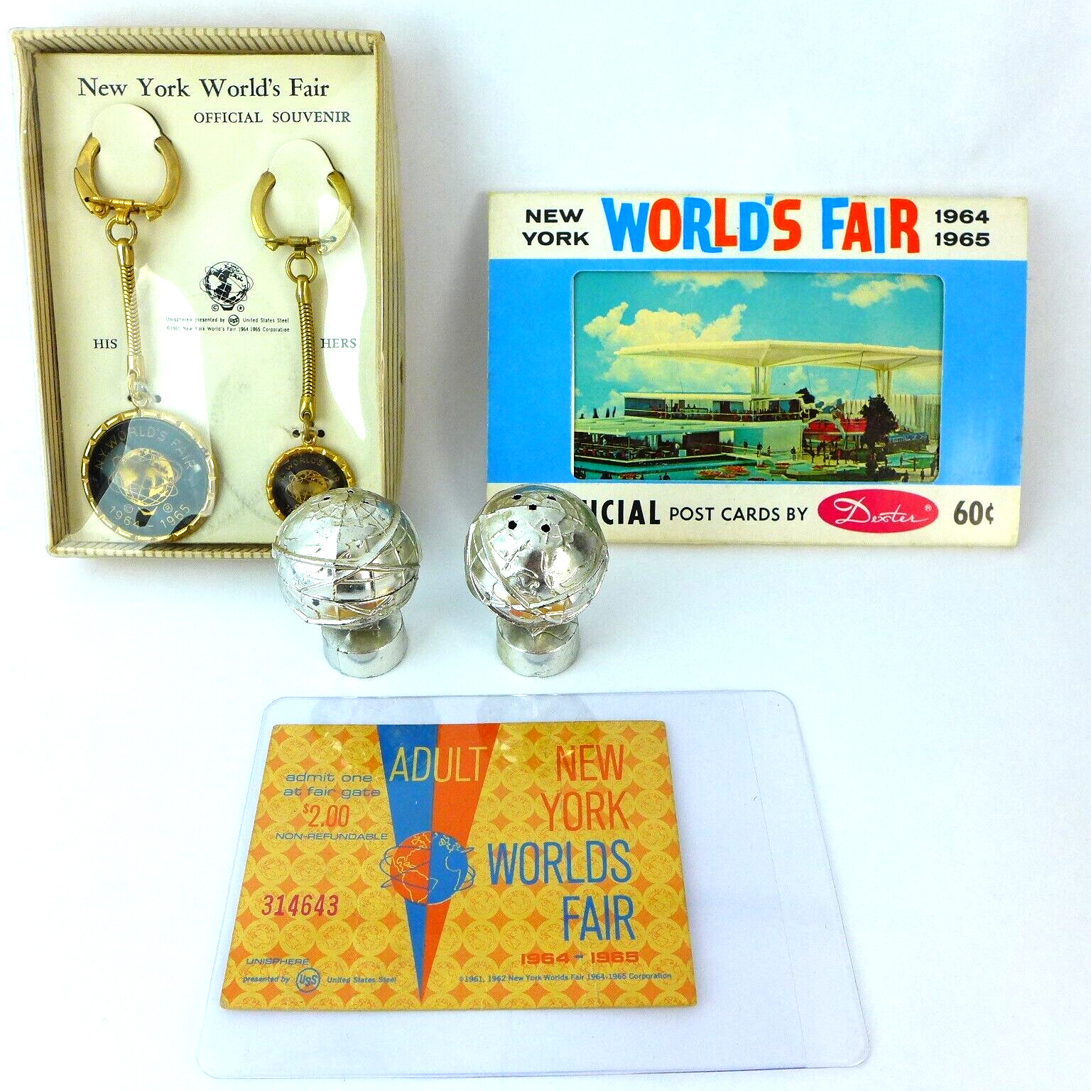 1964-65 New York Worlds Fair Souvenir Lot Postcards Salt Pepper Shaker Keychains
